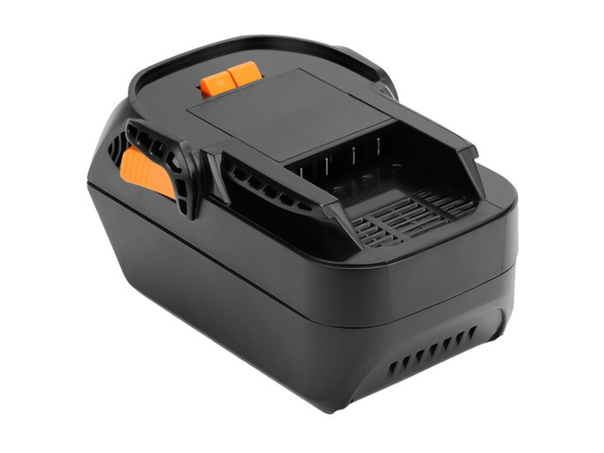 Power Tool AEG 18V L1815R Battery Replacement